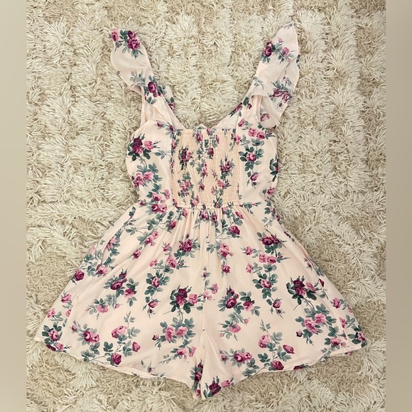 NWT Abercrombie & Fitch Size XS Floral Ruffle Romper Light Pink - Picture 4 of 4